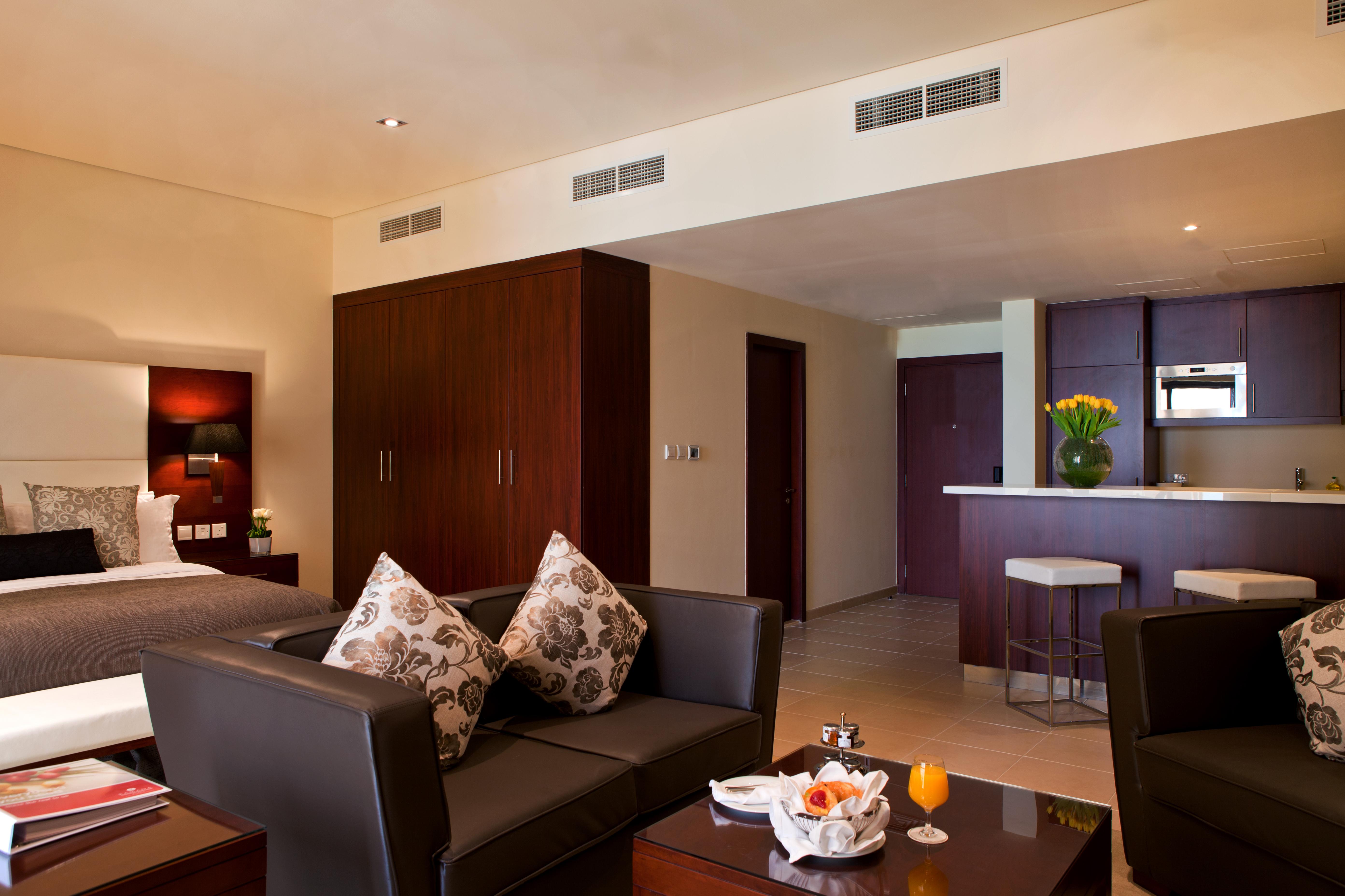 Ramada Plaza Jumeirah Beach Dubai Exterior foto
