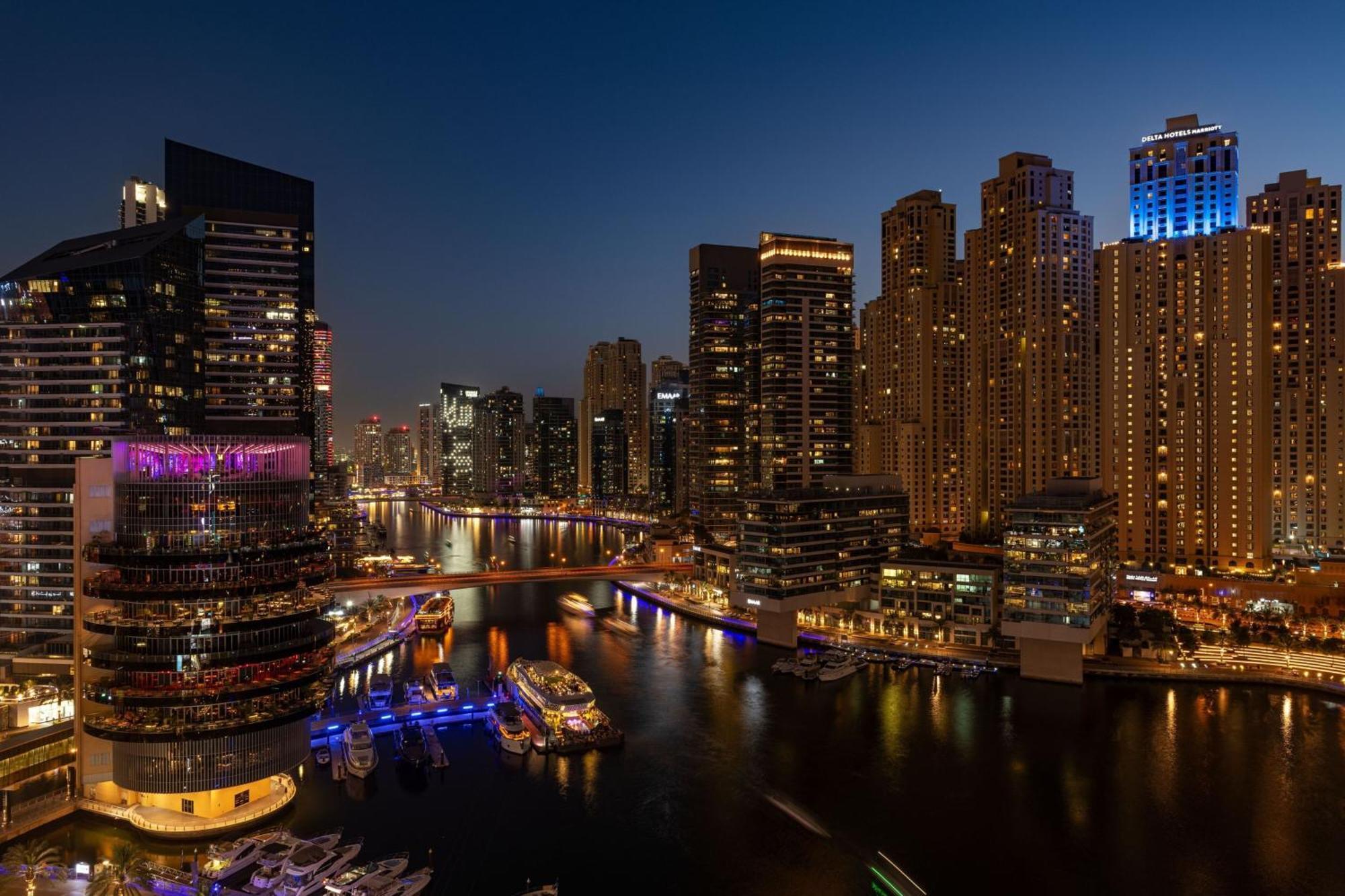 Ramada Plaza Jumeirah Beach Dubai Exterior foto