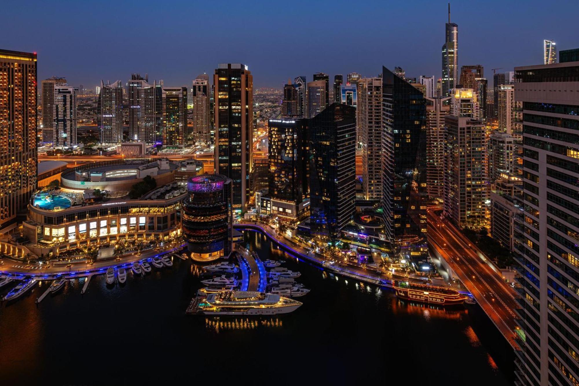 Ramada Plaza Jumeirah Beach Dubai Exterior foto