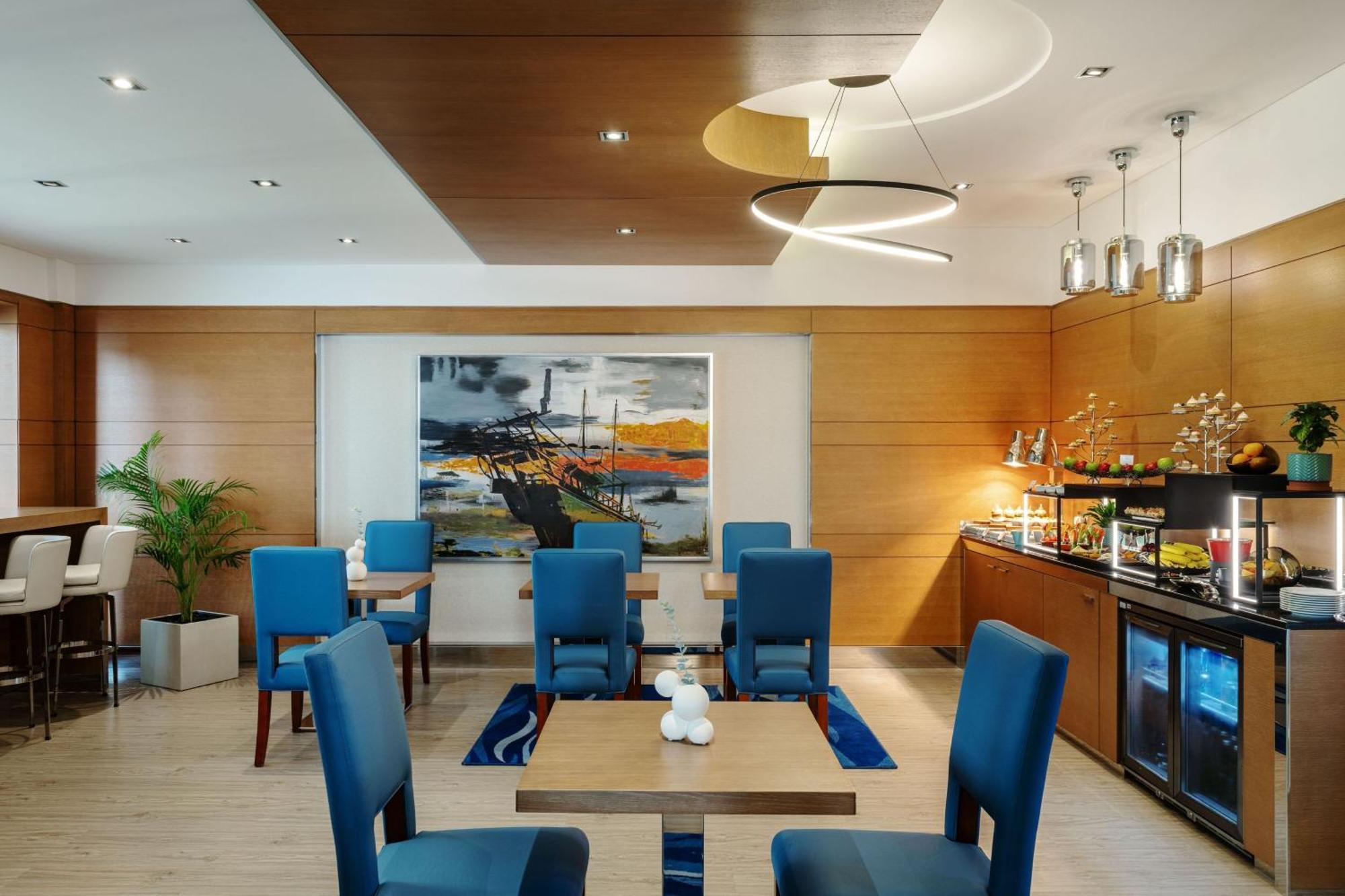 Ramada Plaza Jumeirah Beach Dubai Exterior foto